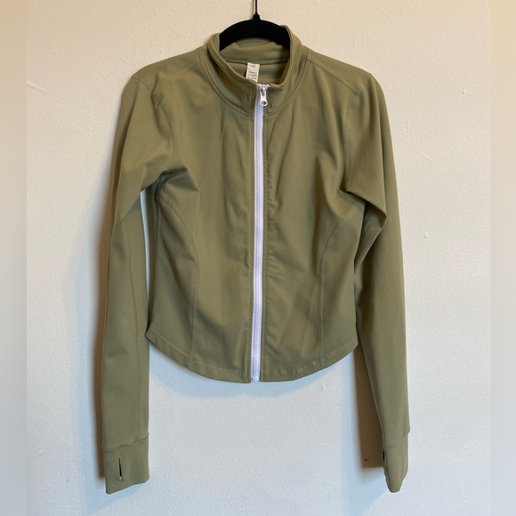 Amazon Athletic Running Jacket - Picture 2 of 5